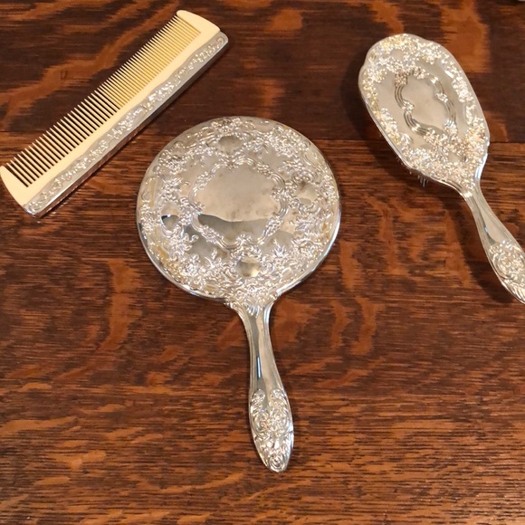 silver plated 3 piece dresser set Vintage Silver Plated Paul Revere 3 Piece Dresser Set in Original Box